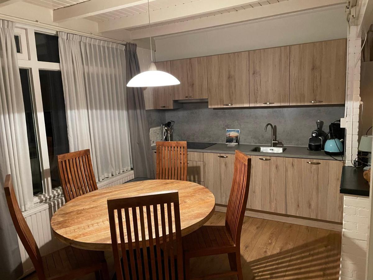 Tofino, Een Comfortabel Vakantiehuis Naast Een Bos En Zwemmeer Villa Gasselte Eksteriør bilde